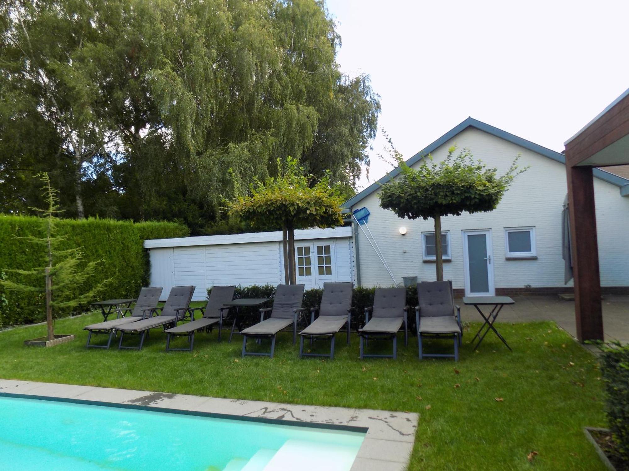 Villa Maas&Kempen Maaseik Bagian luar foto